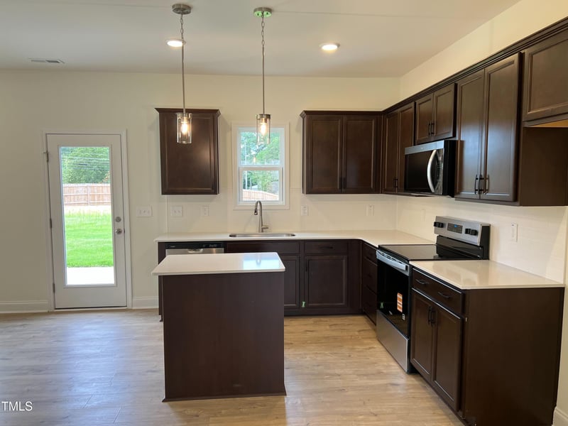 183 Saltgrass Ln, Smithfield, NC 27577