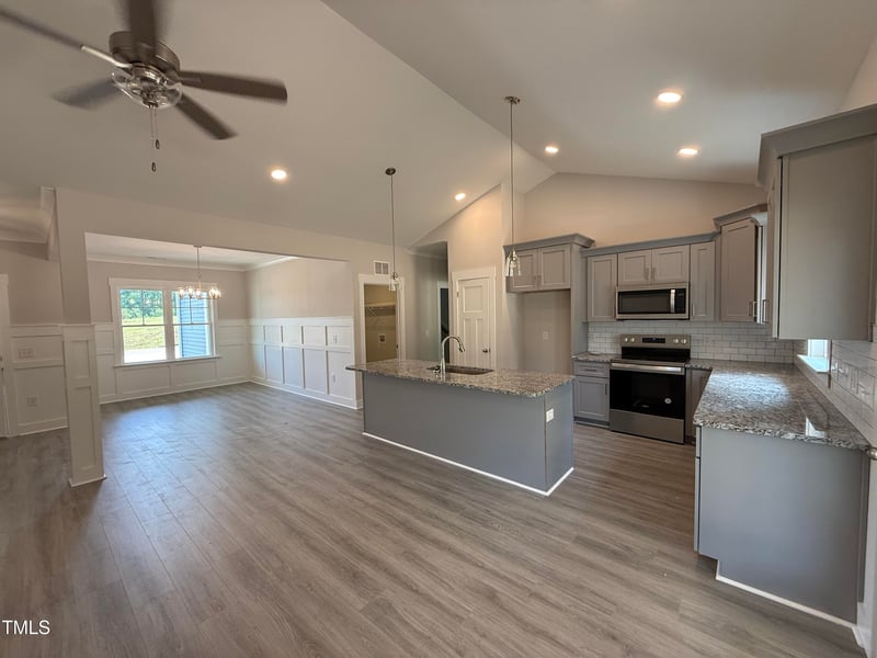 183 Tee Dr, Selma, NC 27576