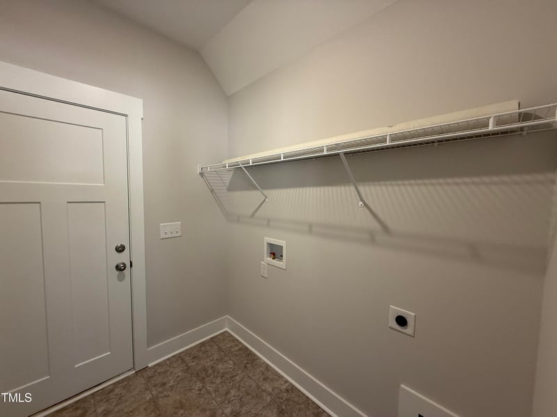 183 Tee Dr, Selma, NC 27576