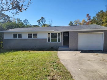 1830 Glenwick Dr, Fayetteville, NC 28304