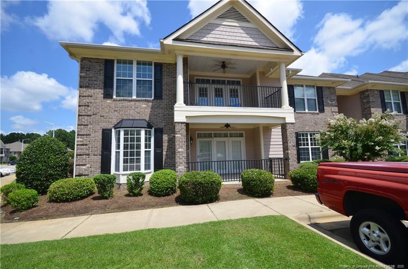 1830 Jennifer Ln #101, Fayetteville, NC 28314