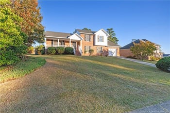 1831 Daphne Cir, Fayetteville, NC 28304