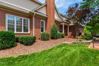1831 Middlebrook Dr, Raleigh, NC 27615