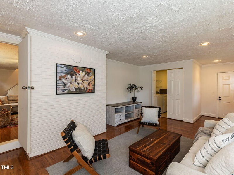 1831 Washington Dr, Hillsborough, NC 27278