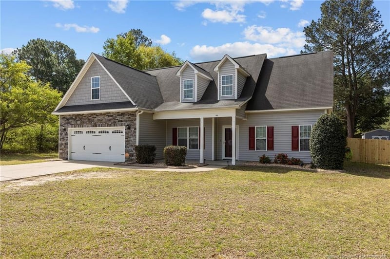1832 Sand Hill Rd, Hope Mills, NC 28348