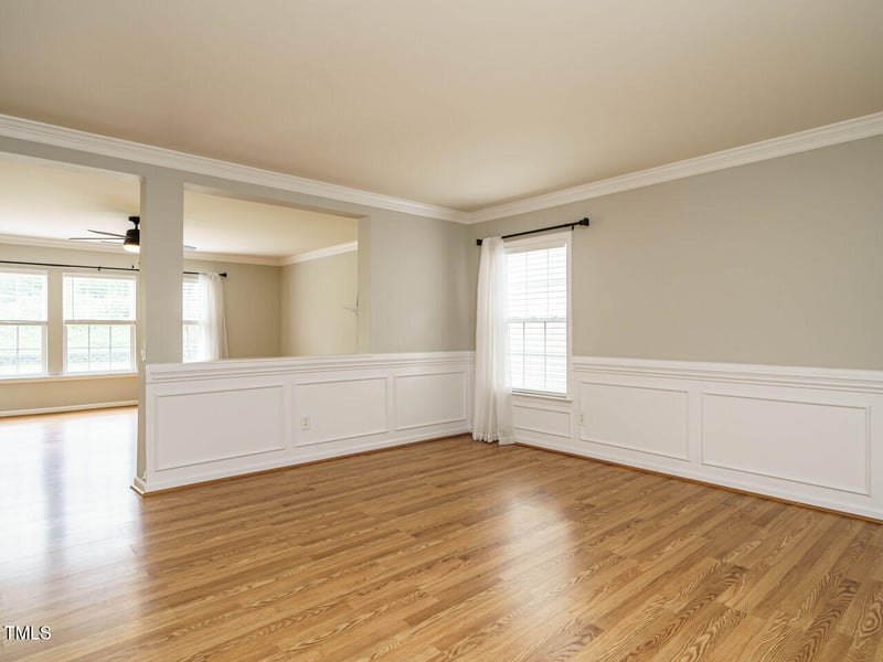 1833 Creek Oak Cir, Fuquay Varina, NC 27526