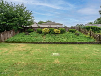 1833 Creek Oak Cir, Fuquay Varina, NC 27526