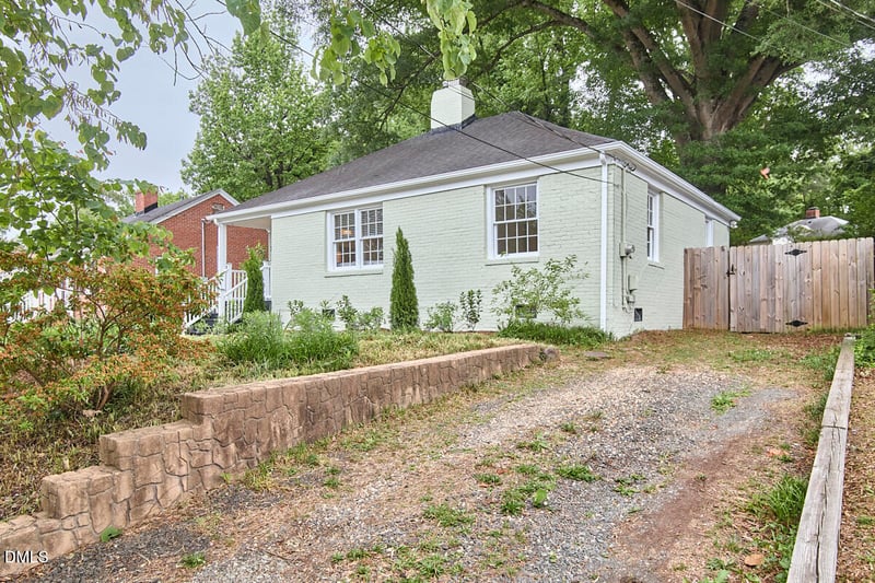 1833 Forest Rd, Durham, NC 27705