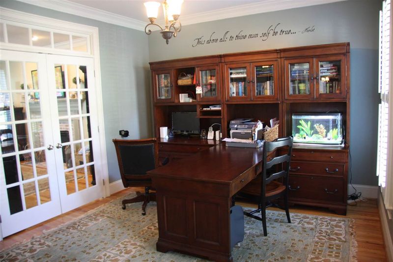 1833 Old College Cir, Wake Forest, NC 27587