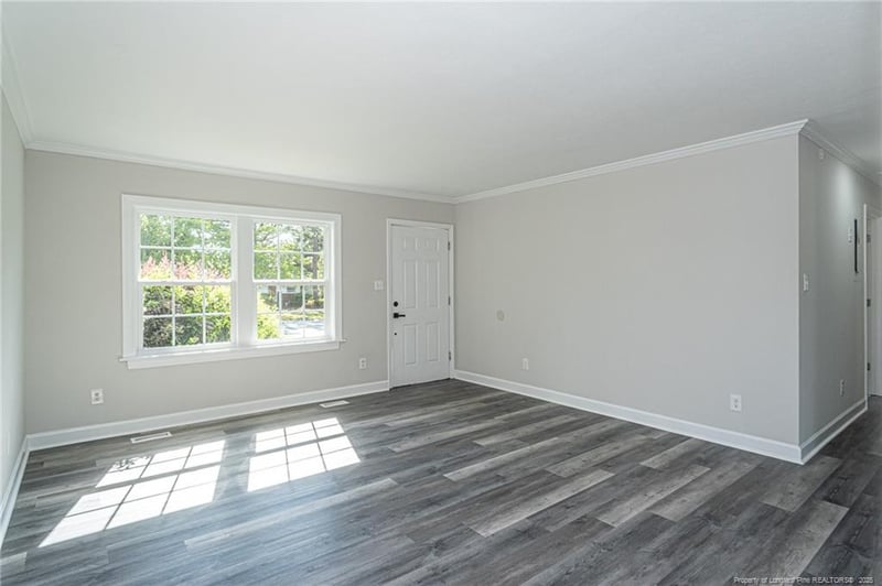 1833 Wayne Ln, Fayetteville, NC 28304