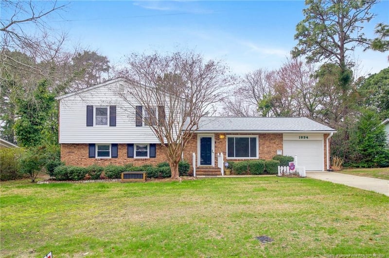 1834 Wendover Dr, Fayetteville, NC 28304