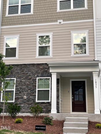 1835 Starlit Sky Ln, Cary, NC 27519