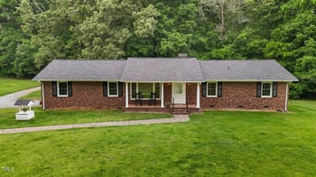 1837 Garrett House Trl, Burlington, NC 27215