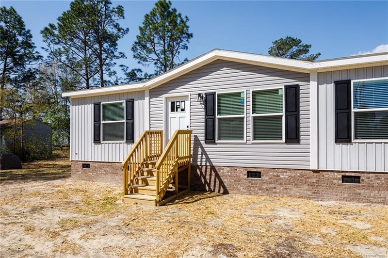 1837 Gumberry Ct, Hope Mills, NC 28348