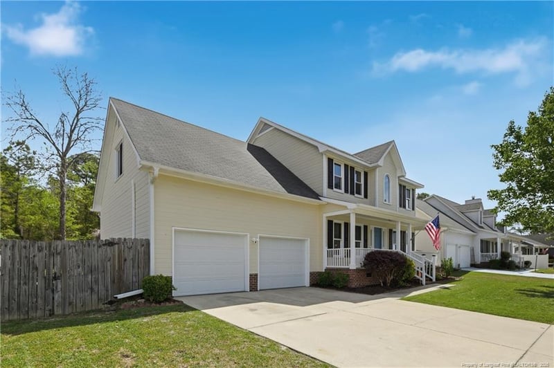 1837 Nuthatch Rd, Fayetteville, NC 28304