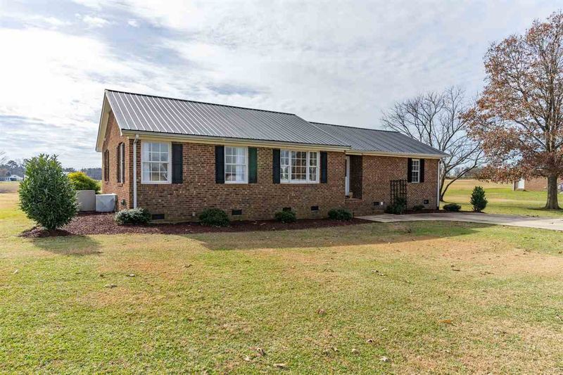 1837 Old Barbour Rd, Benson, NC 27504