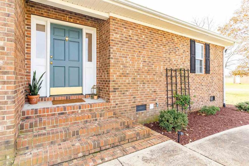 1837 Old Barbour Rd, Benson, NC 27504