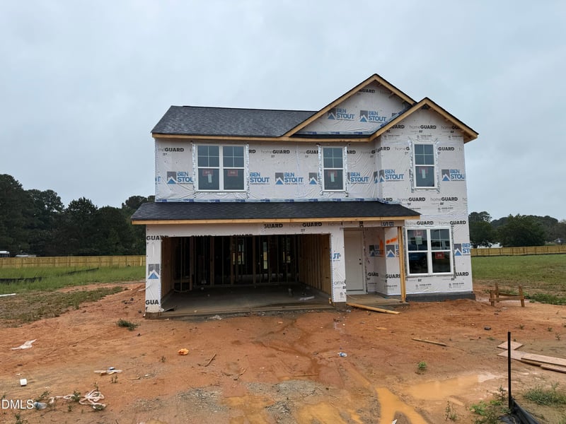 184 Boston River Dr, Dunn, NC 28334