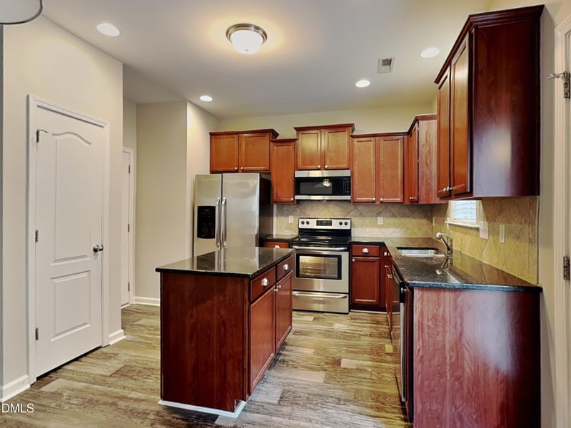 184 Marsh Creek Dr, Garner, NC 27529