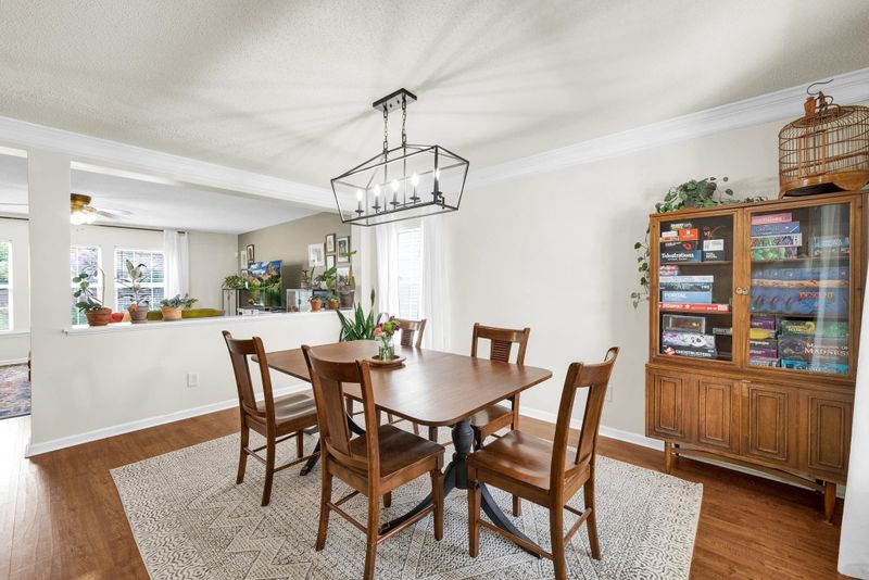 1840 Devonridge Dr, Fuquay Varina, NC 27526