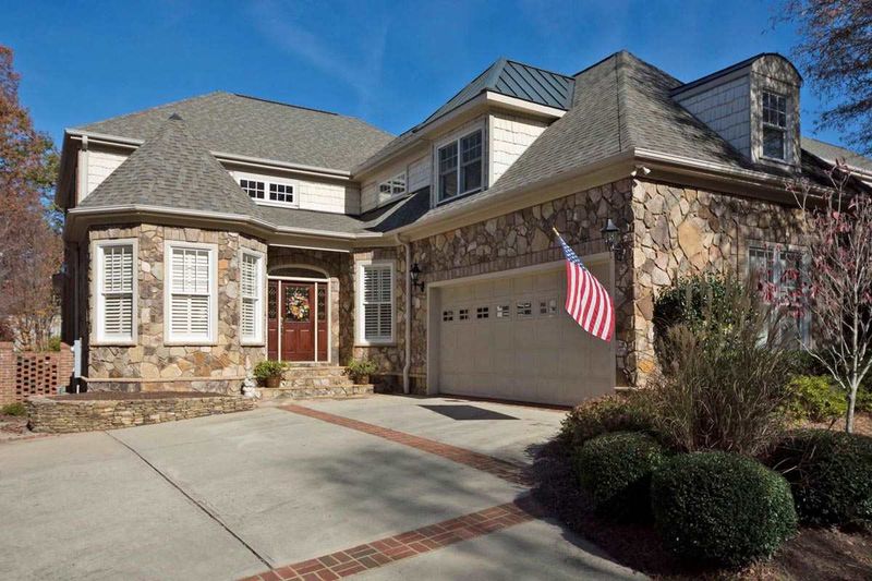 1840 Torrington St, Raleigh, NC 27615