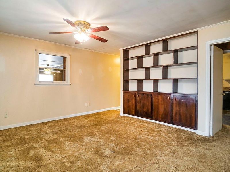 1841 Haw River Hopedale Rd, Burlington, NC 27217