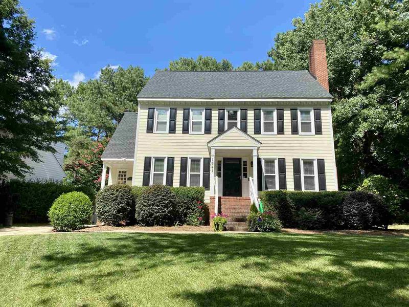1841 Thorpshire Dr, Raleigh, NC 27615