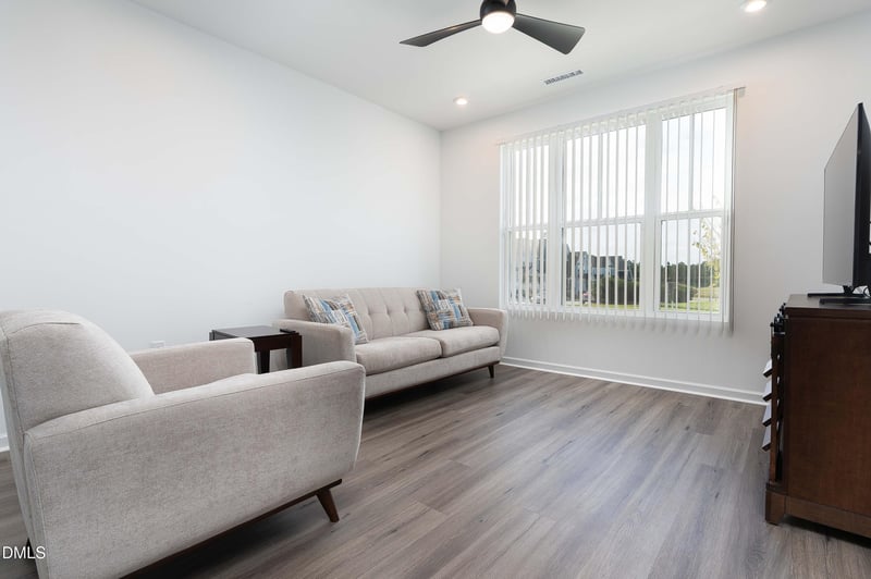 1842 Piney Falls Dr, Wendell, NC 27591