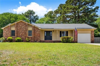 1842 Rivergate Rd, Fayetteville, NC 28304