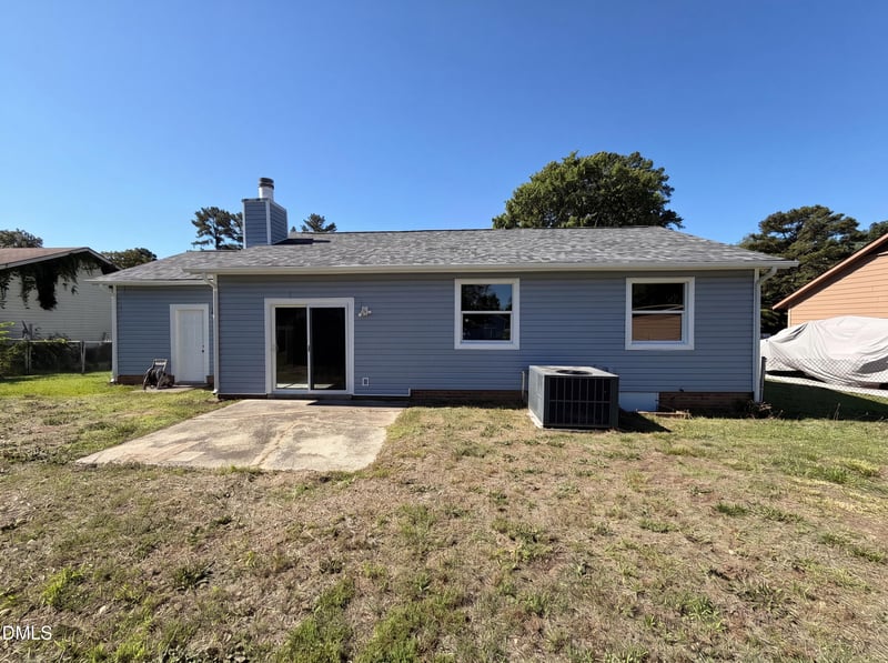 1843 Berriedale Dr, Fayetteville, NC 28304