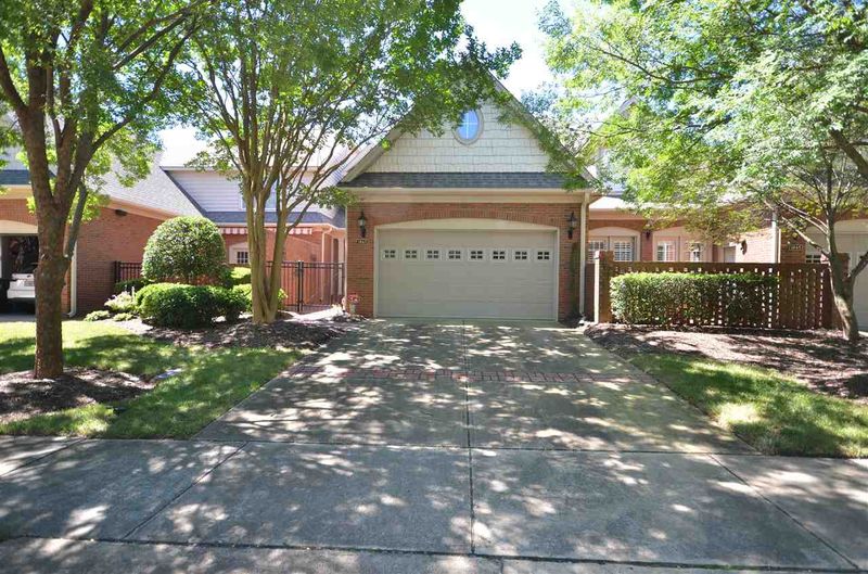 1843 Middlebrook Dr, Raleigh, NC 27615
