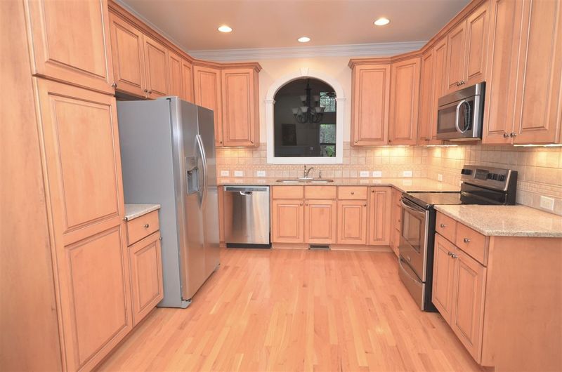 1843 Middlebrook Dr, Raleigh, NC 27615