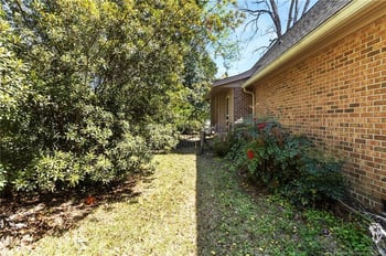 1844 Morganton Rd, Fayetteville, NC 28305