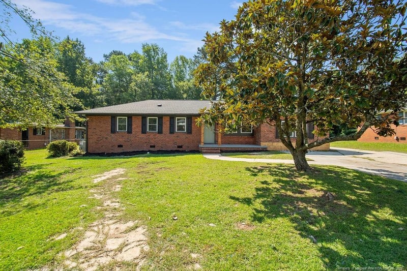 1846 Cascade St, Fayetteville, NC 28301