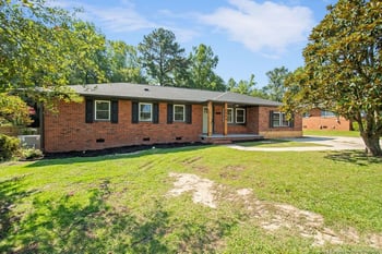 1846 Cascade St, Fayetteville, NC 28301