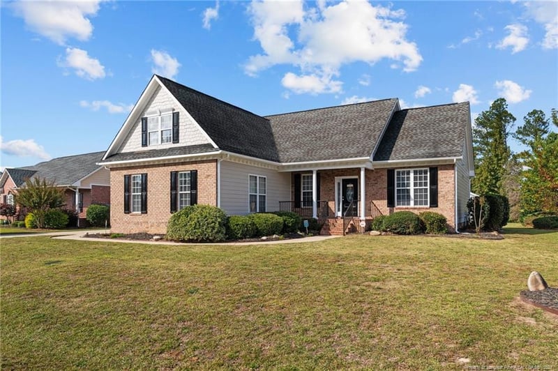 1847 Rockrose Dr, Fayetteville, NC 28312