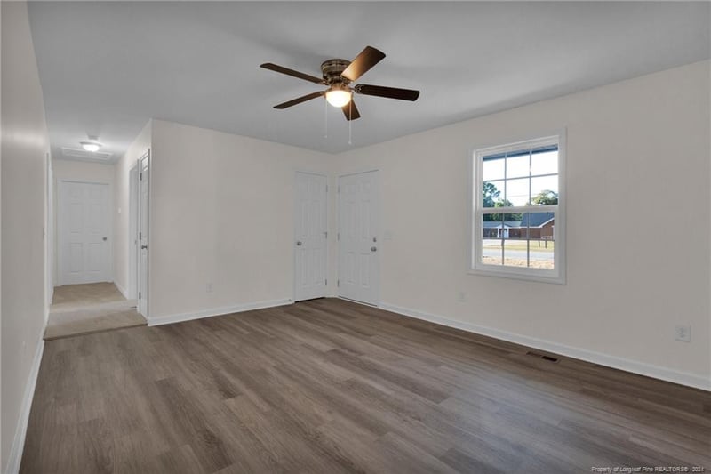 1847 Strickland Bridge Rd, Fayetteville, NC 28304