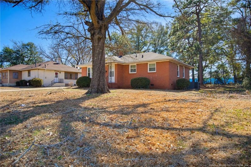 1849 Broadell Dr, Fayetteville, NC 28301