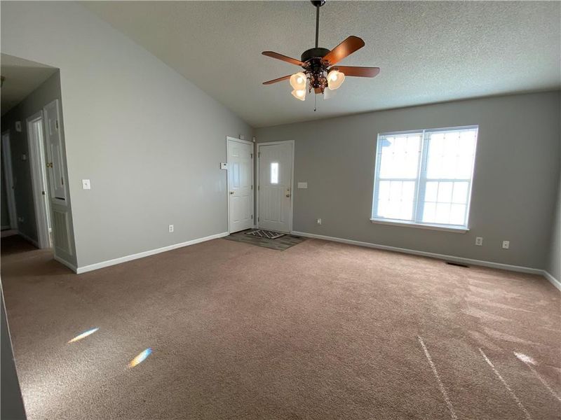 1849 Burch Run Dr, Burlington, NC 27217