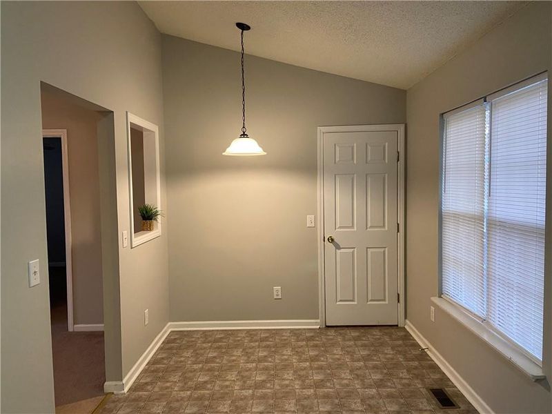 1849 Burch Run Dr, Burlington, NC 27217