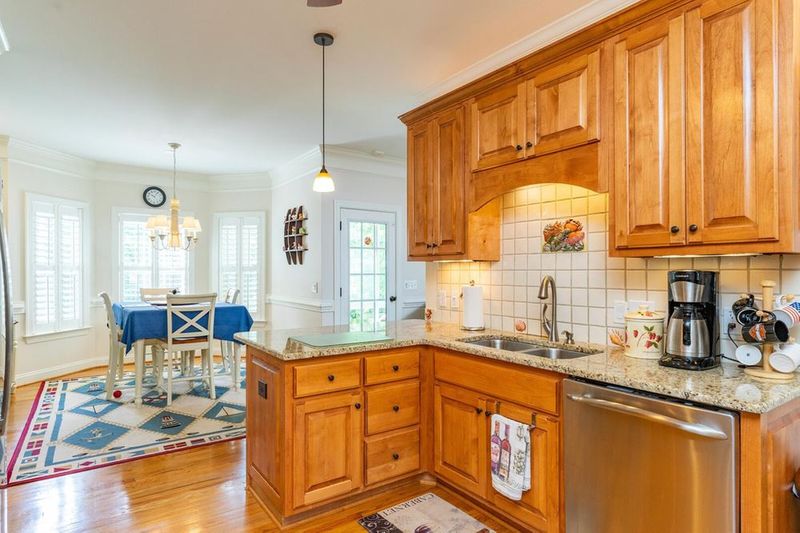 185 Bertram Dr, Clayton, NC 27520