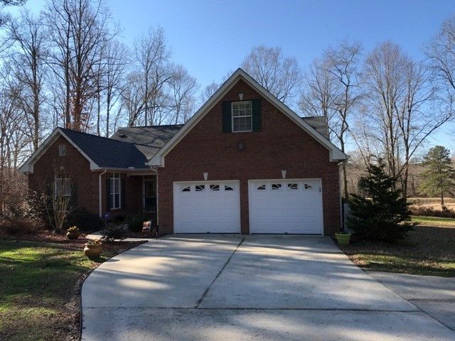 185 Black Cloud Dr, Louisburg, NC 27549