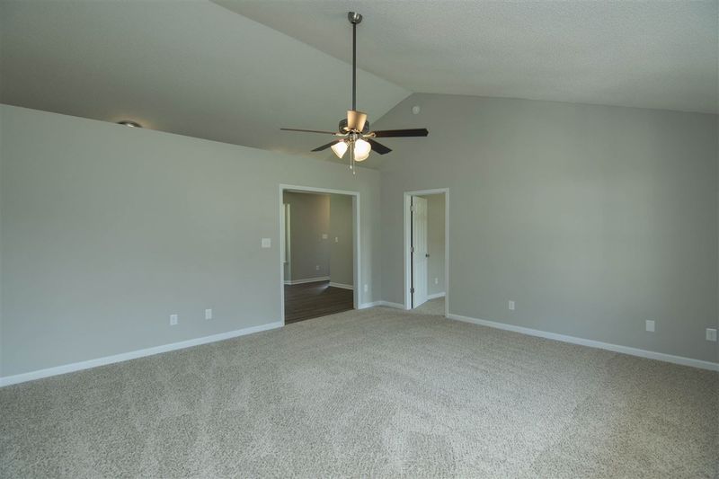 185 Breland Dr, Clayton, NC 27520