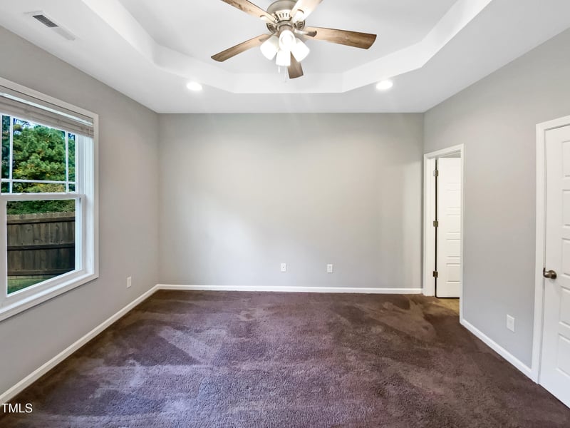 185 Golden Gate Pw, Clayton, NC 27520