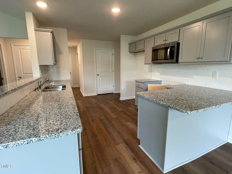 185 Grace Ridge Ct, Benson, NC 27504