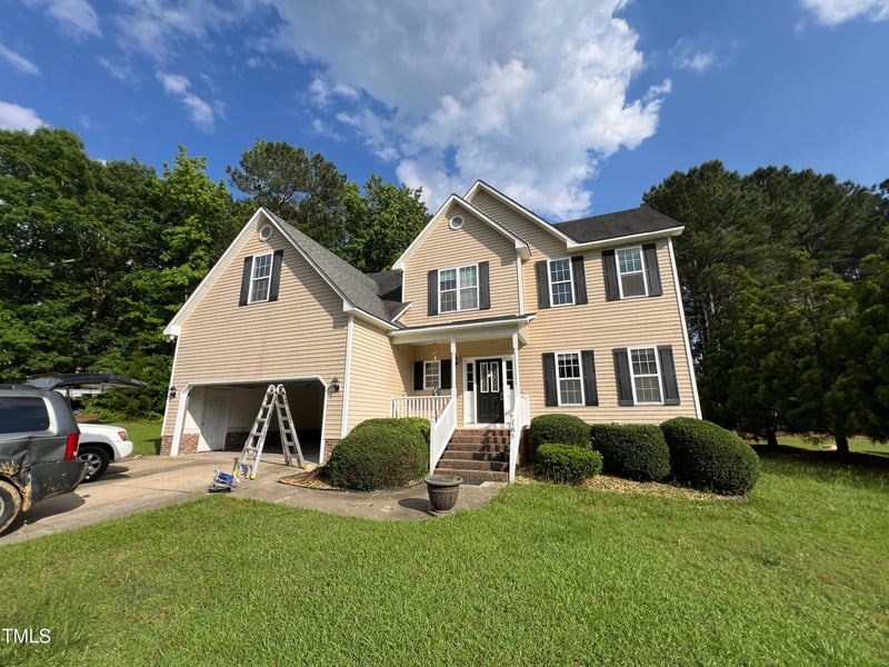 185 Keller Dr, Clayton, NC 27520
