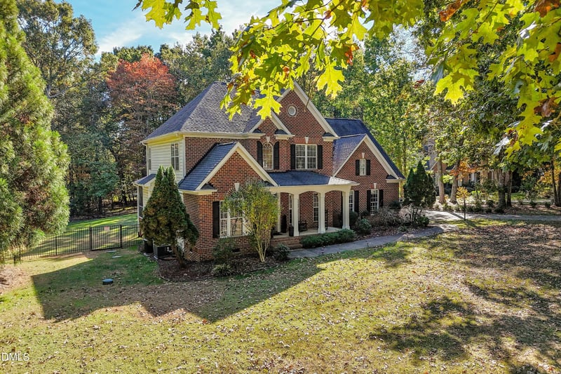 185 Kensington Dr, Youngsville, NC 27596