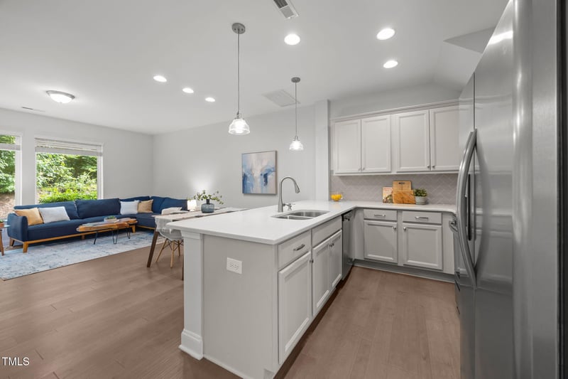 185 Manordale Dr, Chapel Hill, NC 27517