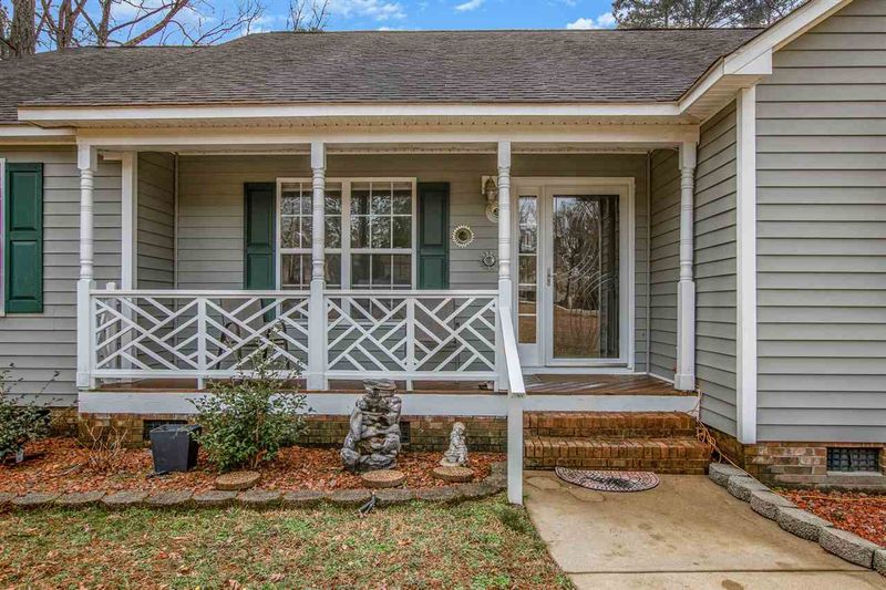 185 Peacemaker Ln, Smithfield, NC 27577