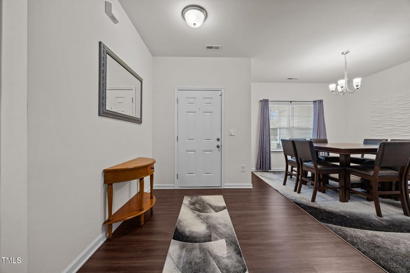 185 Planters Ln, Coats, NC 27521
